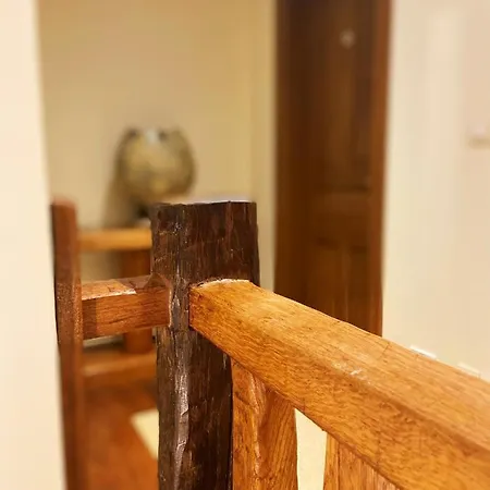 La Llosa De Samano فندق كاسترو أورديالس