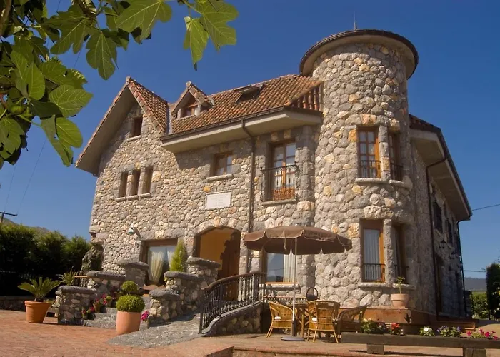 La Llosa De Samano Hotel 2*