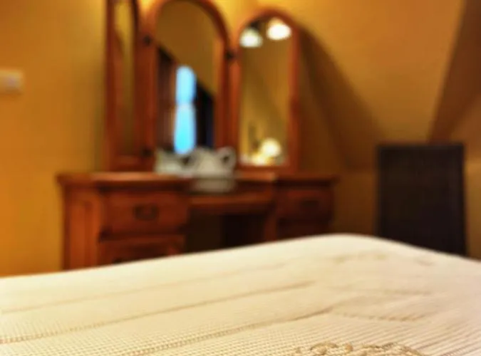 Hotel La Llosa De Samano 2*