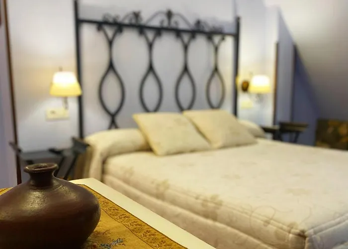 La Llosa De Samano Hotel