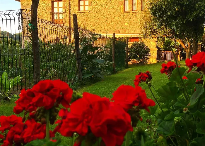 La Llosa De Samano Hotel