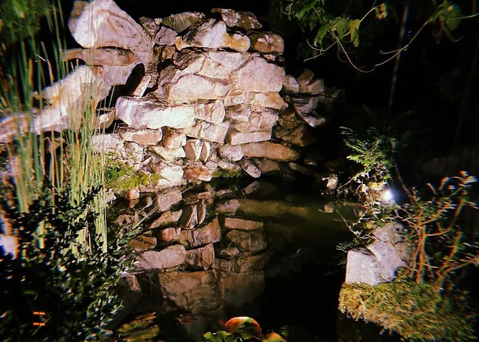 Hotel La Llosa De Samano 2*